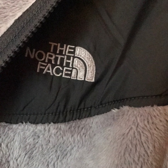 North face jacket - Picture 3 of 4